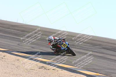 media/Nov-17-2024-CVMA (Sun) [[1fec520723]]/Race 11-Amateur Supersport Open/